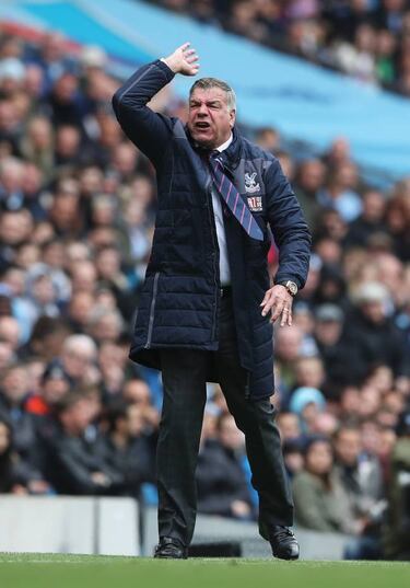 City thrash Palace to tighten grip on top-four finish