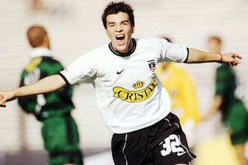 Sebastián González fue el máximo anotador chileno del 2002. Anotó 31 goles entre Colo Colo y Atlante. 