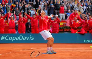 David Ferrer celebró la victoria sobre Kohlschreiber.