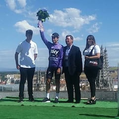Mikel Landa impone su ley en el Castillo de Burgos