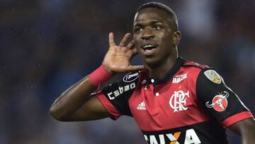 Sigue la guerra de licencias: eFootball PES 2020 también va a por Brasil