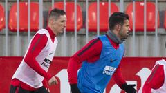 Fernando Torres y Diego Costa, ayer en el entrenamiento.