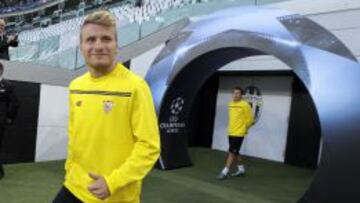 Immobile, durante la sesión de ayer del Sevilla.