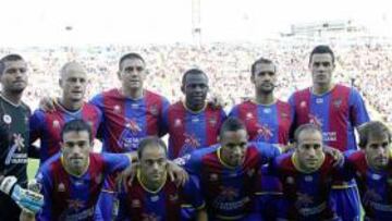 El Levante disfruta el mejor momento de sus 102 años de historia gracias a un equipo formado, mayoritariamente, por jugadores descartados por otros clubes.