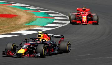 Max Verstappen y Kimi Raikkonen.