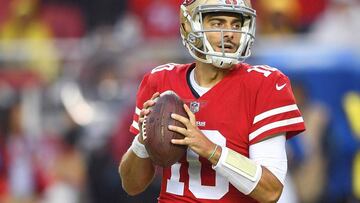 SANTA CLARA, CA - NOVEMBER 26: Jimmy Garoppolo #10 of the San Francisco 49ers drops back to pass against the Seattle Seahawks late in their NFL football game at Levi's Stadium on November 26, 2017 in Santa Clara, California. The Seahawks won the game 24-13. Thearon W. Henderson/Getty Images/AFP
== FOR NEWSPAPERS, INTERNET, TELCOS & TELEVISION USE ONLY ==