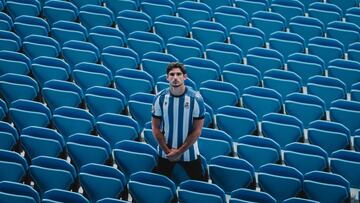 Gonçalo Guedes firma por la Real Sociedad hasta 2028.