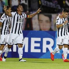 La marca internacional perfecta que Colo Colo busca extender