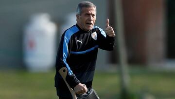 Uruguay 'licencia' al Maestro Tabárez durante el coronavirus