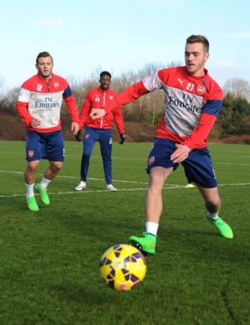 Alexis Sánchez ya entrena a la par de sus compañeros y será de la partida este martes ante Leicester.