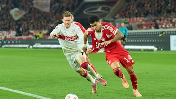 STUTTGART, GERMANY - DECEMBER 6: Luis Fernando Diaz of FC Bayern München battles for the ball with Maximilian Mittelstädt of Stuttgart during the Bundesliga match between VfB Stuttgart and FC Bayern München at MHPArena on December 6, 2025 in Stuttgart, Germany. (Photo by EyesWideOpen/Getty Images)