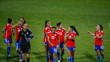 “Ellas tienen que dar la cara y llevar a Chile a lo más alto... Son el futuro de la Roja”