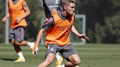 Martin Odegaard, en uno de sus primeros entrenamientos con el Real Madrid.