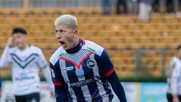 El goleador que cambió todo en la B de Chile: ¡doblete agónico!