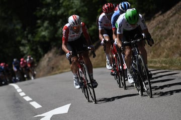 Peter Sagan se impuso en la quinta etapa del Tour de Francia tras vencer en  el esprint final. El colombiano Rigoberto Urán cayó un puesto en la general. La próxima etapa será en montaña entre Mulhouse y La Planche des Belles Filles