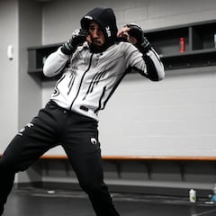 ¿Qué canciones usarán para hacer su entrada Illia Topuria y Volkanovski en el UFC 298?