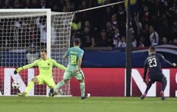 GOL 2-0 de Julian Draxler