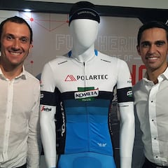 Contador y Basso enseñan el maillot de Polartec-Kometa