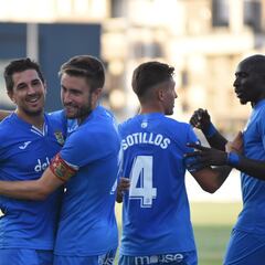 El Fuenlabrada brilla en un debut lleno de retornos