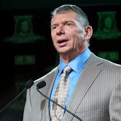 Reporte: Vince McMahon pagó cinco millones de dólares a fundación de Donald Trump