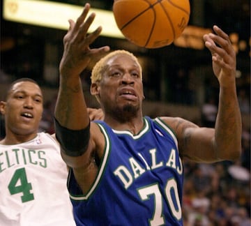 De sus inicios en los Pistons a su etapa en Chicago, Rodman jug¨® tambi¨¦n en Maverick, Lakers y Spurs. Con los Lakers 23 partidos y con los Mavs, 12. Fin de trayecto.