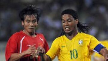 Ronaldinho vuelve a Brasil.