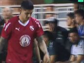 Los dos fouls que le costaron la roja a Hernández en 10 minutos