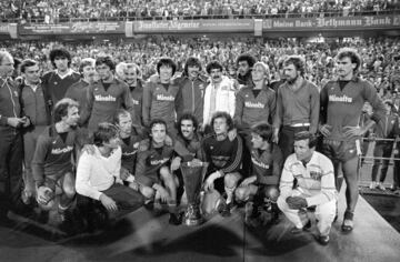 El título internacional más importante de la historia del equipo alemán es la Copa de la UEFA conseguida en 1980. En una edición en la que estaban el Atlético de Madrid, Benfica, Bayern Múnich o Borussia Mönchengladbach como principales rivales al trofeo se alzó con el trofeo. Precisamente se enfrentaría al vigente campeón, en la primera final entre equipos alemanes. Tras perder 3-2 en la ida, el gol de Fred Schaub a nueve minutos de la conclusión en la vuelta inclinando la balanza a favor de las águilas. Su otro título europeo es la Copa Intertoto 1967. 