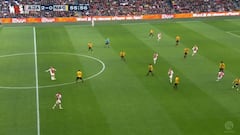 Xavi estará orgulloso: el pase de De Jong al alcance de muy pocos