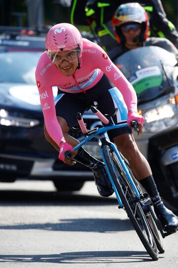 Richard Carapaz ya es un Grande del ciclismo. El ecuatoriano ha ganado la primera Gran Vuelta de su carrera deportiva tras subir a lo más alto del podio en el Giro de Italia 2019.