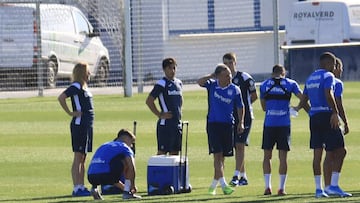 Roque Mesa, protagonista de un entreno sin apenas ausencias