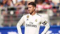 EIBAR, SPAIN - NOVEMBER 24: Sergio Ramos of Real Madrid reacts during the La Liga match between SD Eibar and Real Madrid CF at Ipurua Municipal Stadium on November 24, 2018 in Eibar, Spain. (Photo by Juan Manuel Serrano Arce/Getty Images)