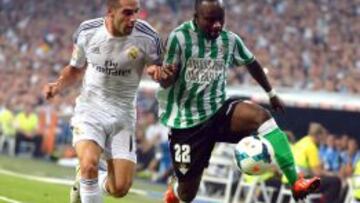 Cedrick durante el partido de ayer en el Santiago Bernabéu.