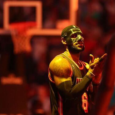 La máscara de Mbappé, lo más viral entre los memes de la EURO