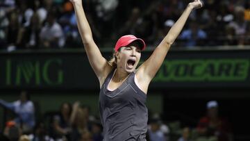 Danielle Collins celebra su victoria ante Venus Williams en el Miami Open.