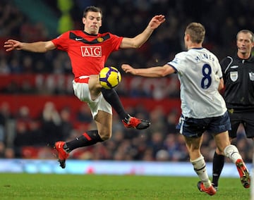 El volante de Manchester United fue campeón de la Premier League 2010 - 2011.