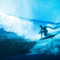 Así se ve el surf desde el fondo del mar