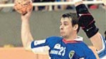 Radjenovic, primera baja.