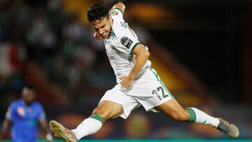 Adam Ounas, con Argelia. Llega cedido al Niza desde el Nápoles
