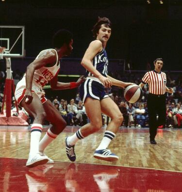 Jordan, Shaq, Harden... The players who led to NBA rule changes