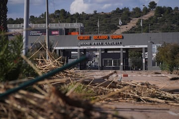 Vista de cómo ha quedado el circuito Ricardo Tormo tras las graves inundaciones en Valencia. 