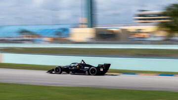 Álex Palou, con el Chip Ganassi en los test de la IndyCar en Florida.