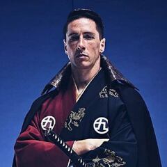 Torres sigue adaptándose a Japón y ya luce como un samurái