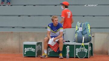 Davidovich, primer triunfo en París; Carballés y Bautista, victorias por la vía rápida