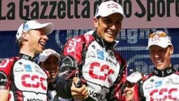 <b>EL EQUIPO MÁS FUERTE.</b> Los hombres de Bjarne Rijs han demostrado que se han tomado muy en serio este Giro de Italia