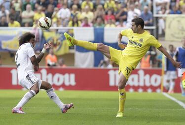 Calidad a raudales. Intermitente. Buen dribling en carrera y buen disparo desde fuera del área. Jugador desequilibrante, capaz de lo mejor y de ser el mejor, como de pasar tiempo sin jugar. Uno de los jugadores más queridos por la grada, animador del vestuario. Jugó nueve temporadas y 327 partidos oficiales.