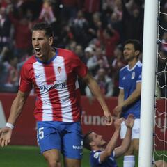 La alegría en el derbi asturiano vuelve a teñirse de rojiblanco