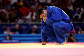 Tras perder sus opciones de oro y plata en las semifinales contra el georgiano Lasha Bekaur, Mosakhlishvili también lo hace con la medalla de bronce, tras un campeonato de mucho mérito, en la categorúia -90 kg ante el griego Theodoros Tselidis.1-0, waza-ari mediante, y una amonestación para cada uno, dejan a España como estaba antes de la posibilidad de sumar su segunda medalla en estos Juegos Olímpicos. 