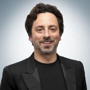 Sergey Brin renunció como presidente de Alphabet, empresa matriz de Google, en diciembre de 2019, pero sigue siendo accionista y miembro de la junta.
"Obviamente todo el mundo quiere tener éxito, pero quiero que me consideren muy innovador, de confianza y ético y que, en última instancia, como alguien que marque una gran diferencia en el mundo".