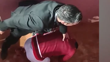 El botellazo a Djokovic cuando firmaba un autógrafo